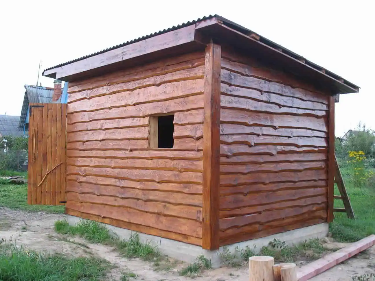 сарай на даче своими руками Кирпич, дача, огород, сад, деревянный сарай, хозблок, мини-стройка, садовая постройка, строительные материалы, летний дом, дачный участок, деревянные стены, садовая постройка, современный дизайн, уличное сооружение, строительство дачи, проект дачного дома, эстетика сада, фермерский стиль, садовая архитектура.